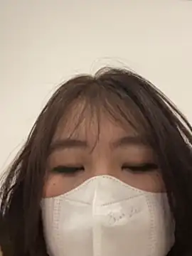 Onee-Chew online show from February 13, 1:56 am