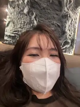 Onee-Chew online show from April 3, 5:49 am