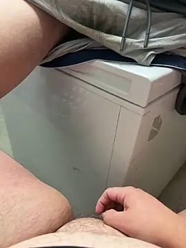 Snapshot of buri232 chatting on February 17, 6:36 pm buri232 online show from February 17, 6:36 pm