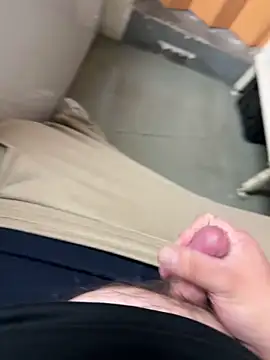 Snapshot of buri232 chatting on March 28, 7:35 pm buri232 online show from March 28, 7:35 pm