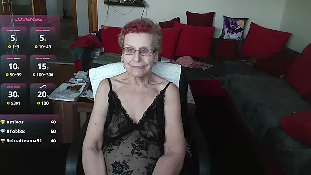 HeisseomaOriginal online show from December 27, 11:17 am