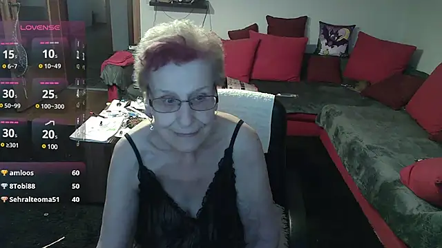 HeisseomaOriginal online show from December 29, 8:22 am