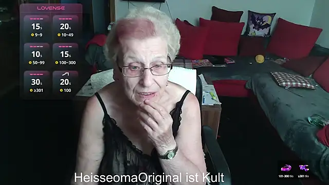 HeisseomaOriginal online show from September 12, 7:08 am