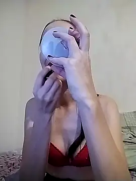 AimeeFair online show from December 28, 4:41 pm