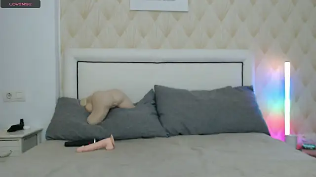 redheadxxl online show from March 26, 5:40 pm