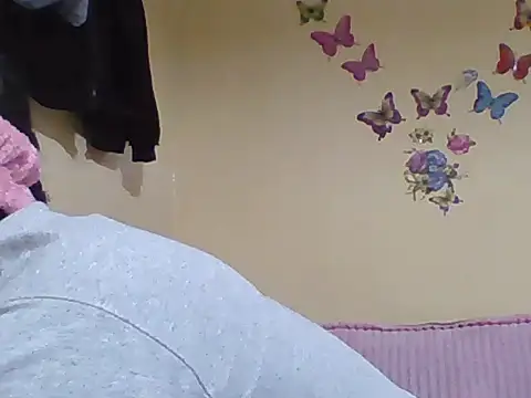 Snapshot of miss_melis chatting on April 19, 10:34 pm miss melis online show from April 19, 10:34 pm