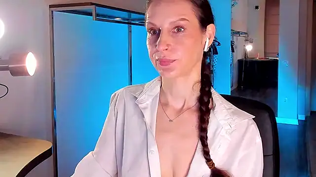 Mila Anders online show from March 22, 5:55 am