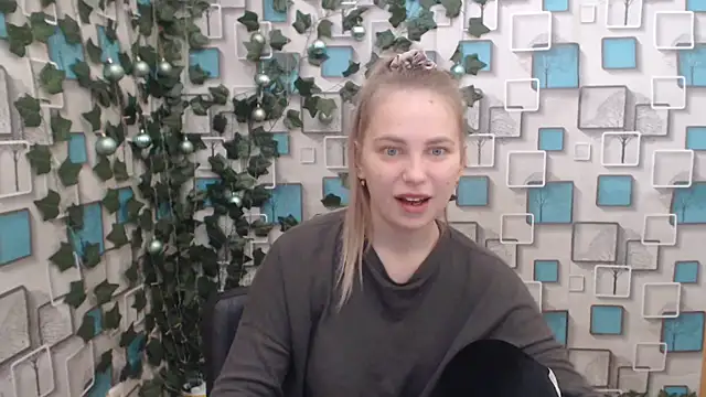 Snapshot of klerkarina chatting on January 10, 4:54 am klerkarina online show from January 10, 4:54 am