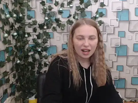 Snapshot of klerkarina chatting on January 11, 8:43 am klerkarina online show from January 11, 8:43 am