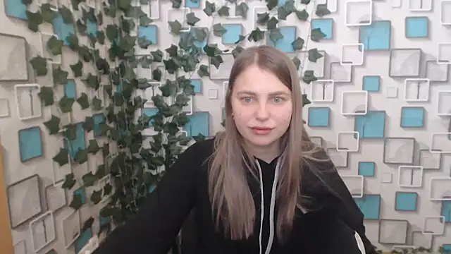 Snapshot of klerkarina chatting on February 22, 8:50 am klerkarina online show from February 22, 8:50 am