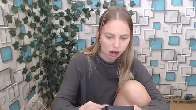 Snapshot of klerkarina chatting on September 25, 4:49 am klerkarina online show from September 25, 4:49 am