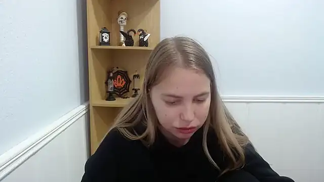 Snapshot of klerkarina chatting on October 17, 5:32 am klerkarina online show from October 17, 5:32 am