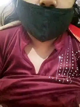 Snapshot of Amritt_Kour chatting on January 17, 8:56 am Amritt Kour online show from January 17, 8:56 am