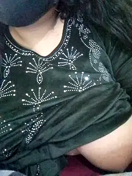 Snapshot of Amritt_Kour chatting on January 19, 7:36 am Amritt Kour online show from January 19, 7:36 am