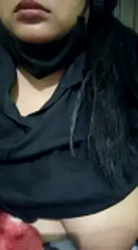 Snapshot of Amritt_Kour chatting on January 21, 8:00 pm Amritt Kour online show from January 21, 8:00 pm