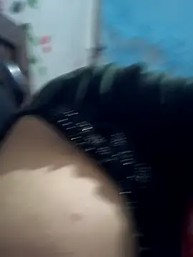 Snapshot of Amritt_Kour chatting on February 8, 6:55 pm Amritt Kour online show from February 8, 6:55 pm