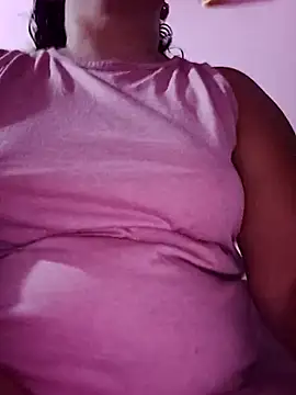 Snapshot of ValeriaSantos- chatting on March 1, 10:01 pm ValeriaSantos- online show from March 1, 10:01 pm