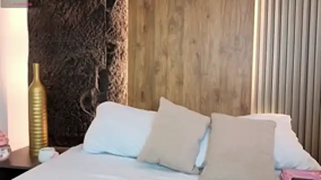 Snapshot of abby_miller26 chatting on October 31, 12:28 pm abby miller26 online show from October 31, 12:28 pm