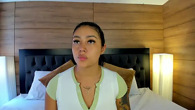 CameronCollins  online show from March 10, 7:30 pm