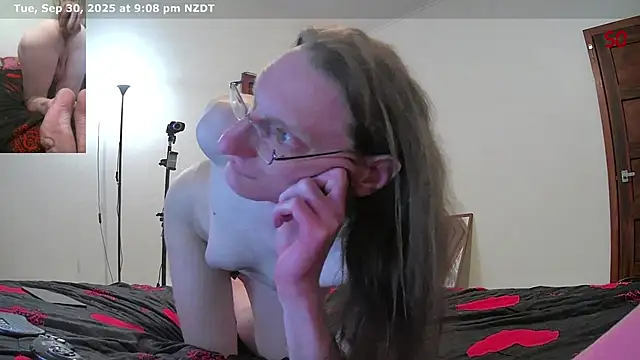 CDAdalyn online show from September 30, 8:08 am