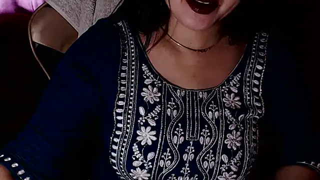 Snapshot of Naughty_Kashish chatting on March 31, 6:36 am Naughty Kashish online show from March 31, 6:36 am