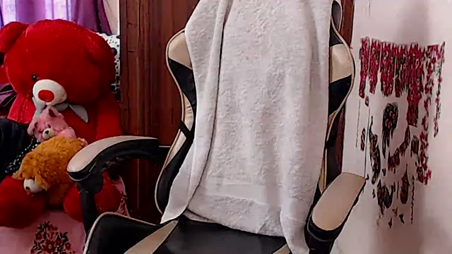 Naughty Kashish online show from May 20, 6:08 am