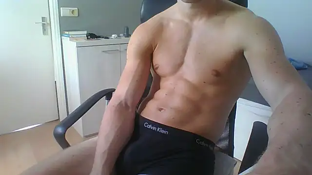 RamonJoosse2002 online show from May 11, 2:45 pm
