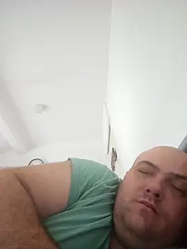 mario890605 online show from September 14, 8:46 am