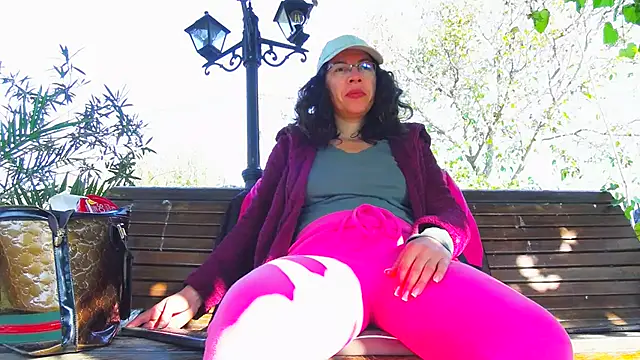 Snapshot of SquirtyMellissaLabia chatting on October 22, 6:57 am SquirtyMellissaLabia online show from October 22, 6:57 am