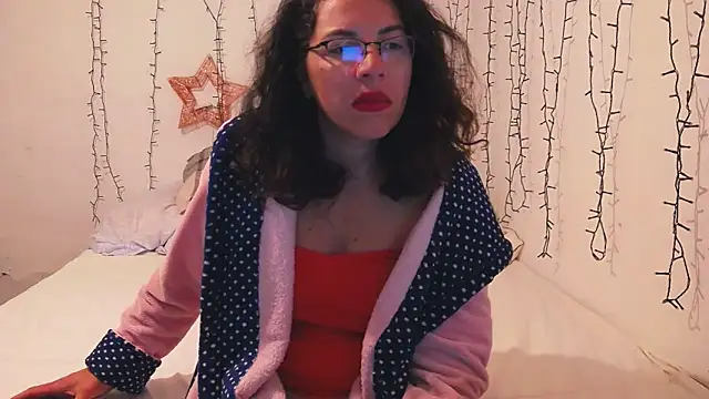 Snapshot of SquirtyMellissaLabia chatting on October 26, 4:18 am SquirtyMellissaLabia online show from October 26, 4:18 am