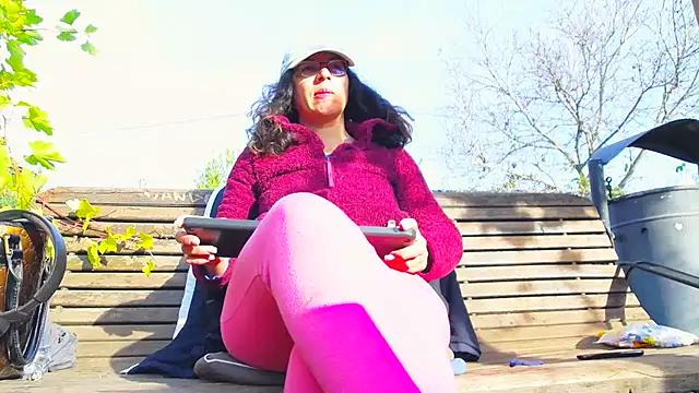 Snapshot of SquirtyMellissaLabia chatting on November 1, 6:48 am SquirtyMellissaLabia online show from November 1, 6:48 am