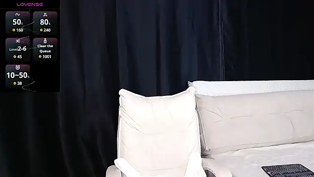 Snapshot of qianqian_ chatting on February 4, 11:27 am qianqian online show from February 4, 11:27 am