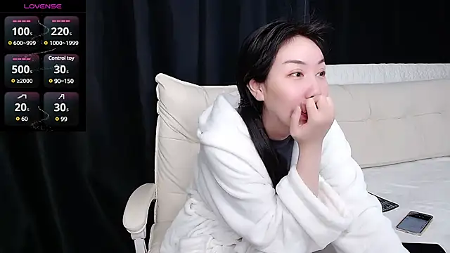 Snapshot of qianqian_ chatting on March 5, 10:44 am qianqian online show from March 5, 10:44 am