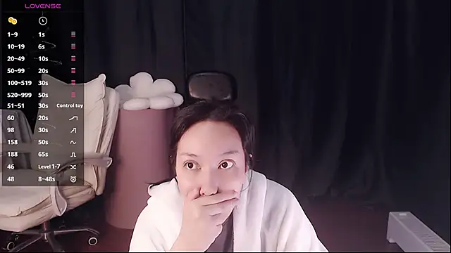 Snapshot of qianqian_ chatting on April 14, 1:39 pm qianqian online show from April 14, 1:39 pm