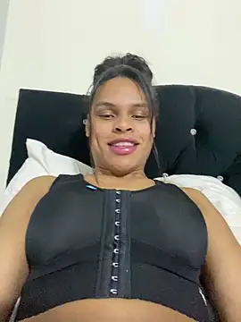  diamondpamela online show from May 18, 11:21 pm