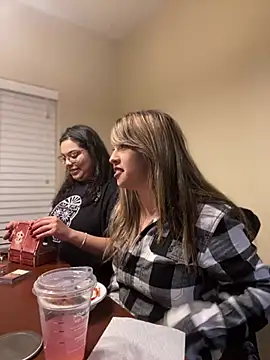 AriannaPena online show from January 19, 2:36 am