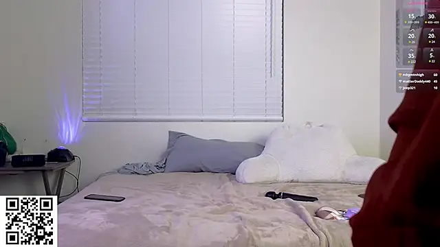 AriannaPena online show from January 29, 8:18 am