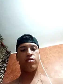 Snapshot of J_Rauw_ chatting on November 5, 4:56 am J Rauw online show from November 5, 4:56 am