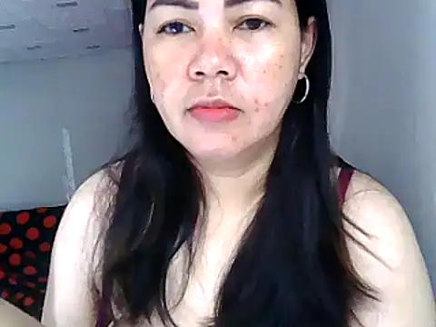 Snapshot of starlete69 chatting on January 2, 7:18 pm starlete69 online show from January 2, 7:18 pm