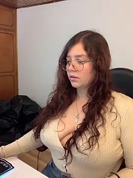 kayortiiz online show from October 18, 2:03 am