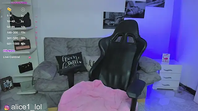 Snapshot of candy_alicee chatting on November 7, 3:28 am candy alicee online show from November 7, 3:28 am