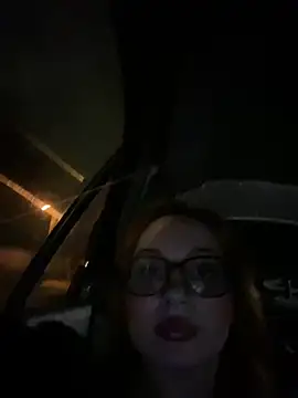 Snapshot of sweetandwet_daddy chatting on February 11, 6:51 am sweetandwet daddy online show from February 11, 6:51 am