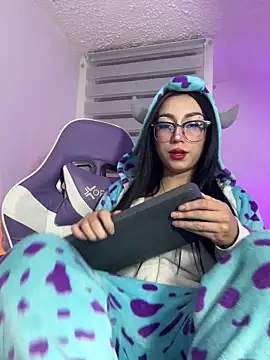 sophie cute66 online show from March 27, 6:30 am