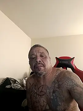 yellowwetfox online show from March 27, 3:45 pm