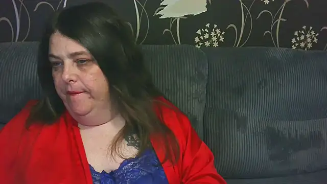 Snapshot of HouseWifeWhore_Milf chatting on June 21, 1:08 am HouseWifeWhore Milf online show from June 21, 1:08 am