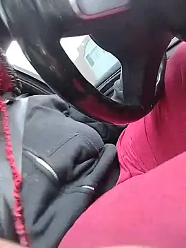 markquanna online show from October 30, 4:52 pm