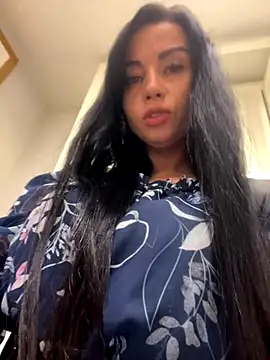 CrazzyChicks online show from September 27, 7:13 am