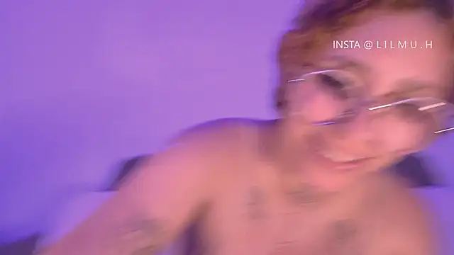 Lilmuh  online show from October 31, 11:39 pm