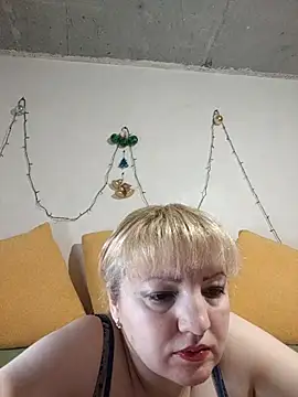 stefanyharper16 online show from January 5, 8:56 pm