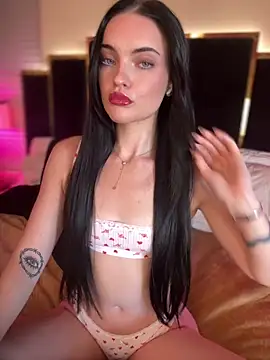 KarissaChantelle online show from May 9, 3:39 pm